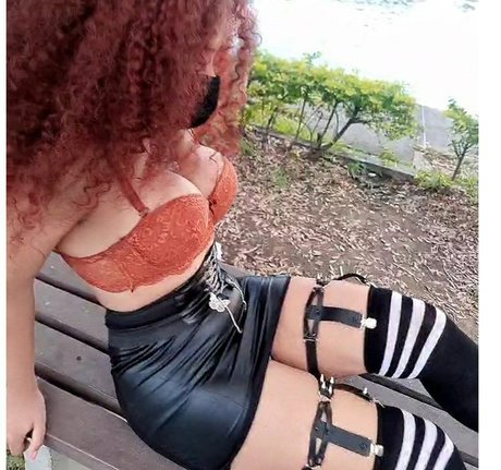 熟女 2P オンリーファンズ セックス 画像