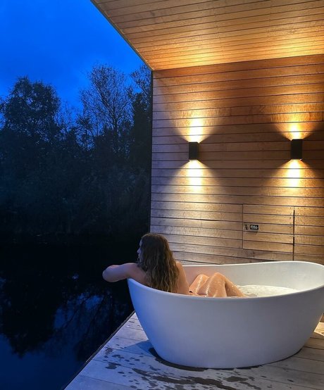 Joann Van Den Herik 高品質スター 画像