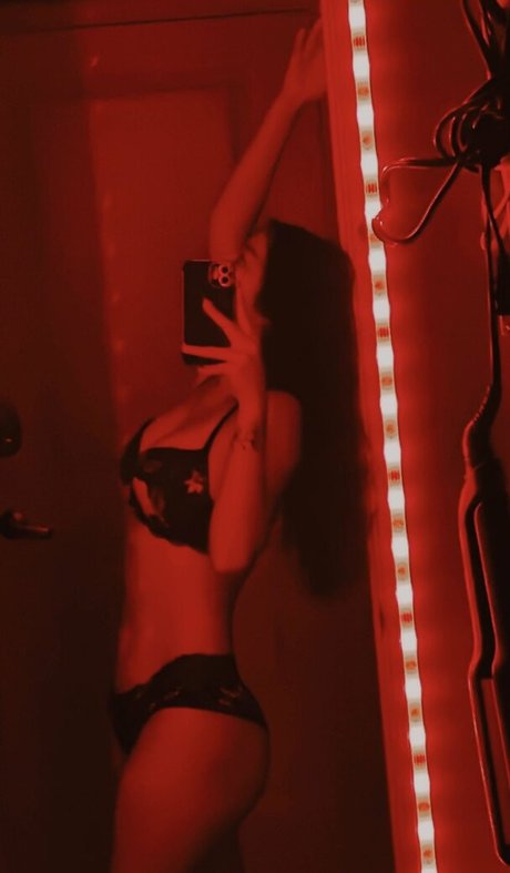 Nizhoni Begaye ポルノスター セックス 写真