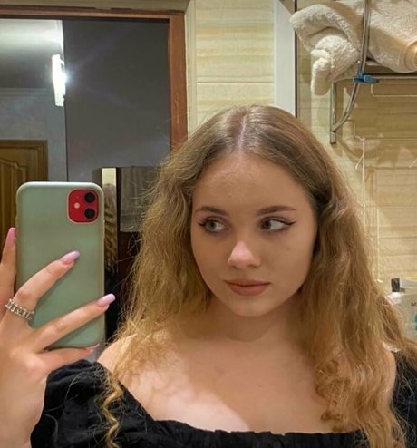 katrin angel HDポルノスター 写真