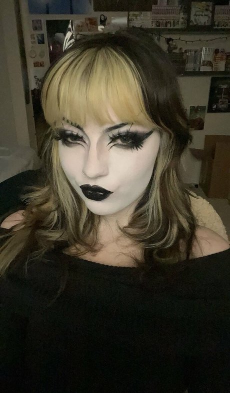 ワックスオンリーファン アートヌード ギャラリー