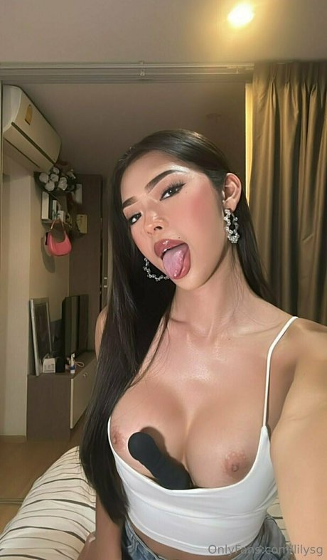 lilysg 高品質のポルノスター 写真