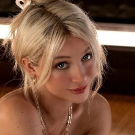 Emma Louise ポルノスター エロティック アーカイブ