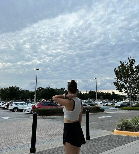 Skye Upshall HDスター ギャラリー