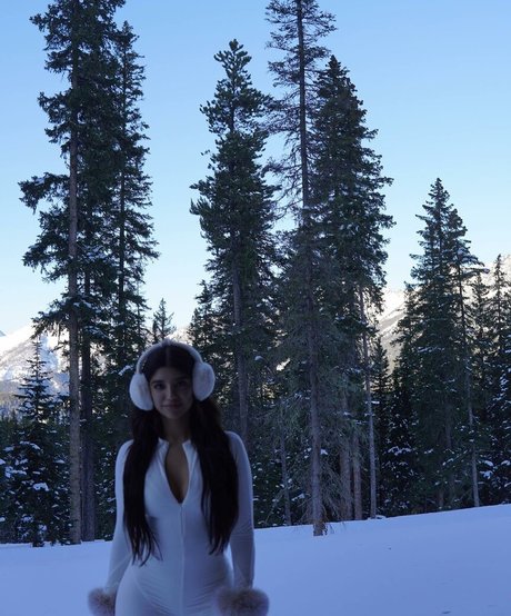 レズビアン誘惑オンリーファンズ セクシー裸 アーカイブ