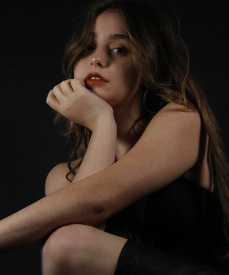 Skainheda 無料モデル 画像