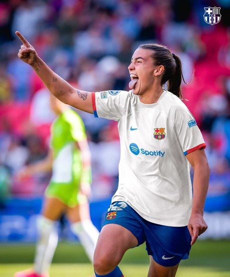 弁護士オンリーファンズ トップ 写真