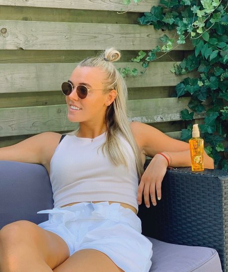 アマチュアディープスロートオンリーファンズ ホットポルノ 写真