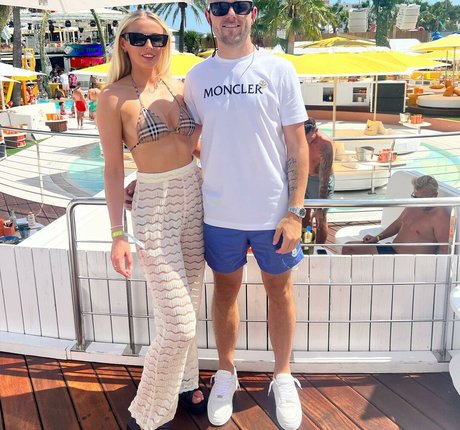 Female Football xxxポルノスター 画像