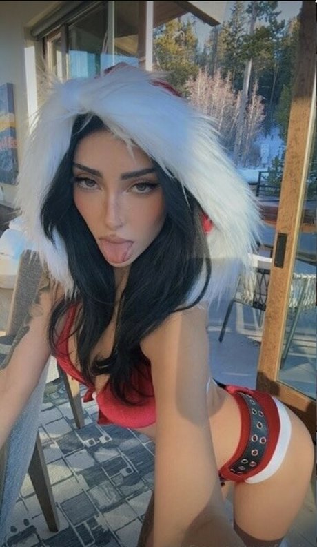 Rose Zara セクシーモデル 画像