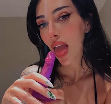 Rose Zara xxxポルノスター 写真