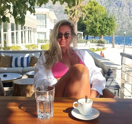 アナルオーガズム オンリーファンズ セクシーxxx 写真