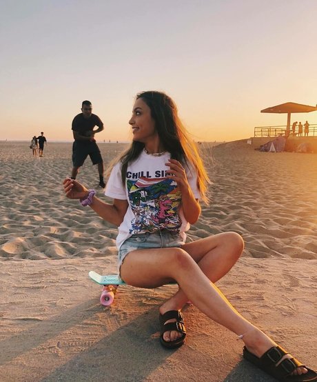 Sydney Serena ホットなポルノスター 写真