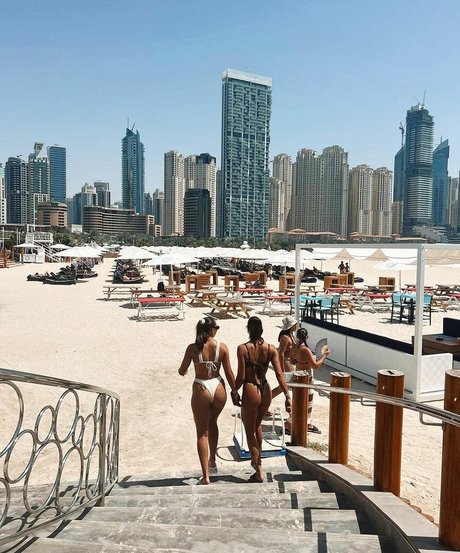 乳首 オンリーファンズ トップ アーカイブ