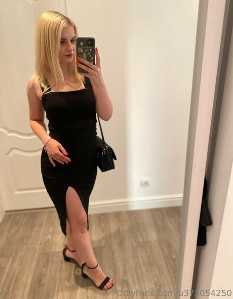 若い女の子限定ファン 無料 画像