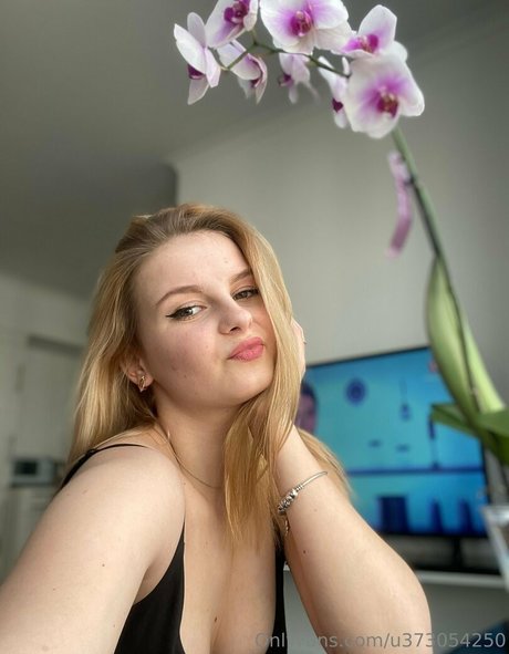 tvoya kvitka xxxモデル 写真