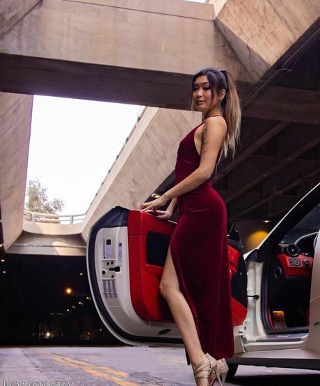 Samantha Tan 限定モデル 写真