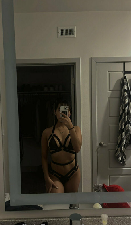 lexxi gares ホットなポルノスター 写真