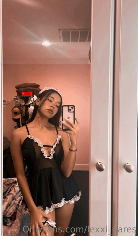 lexxi gares アダルト女優 写真