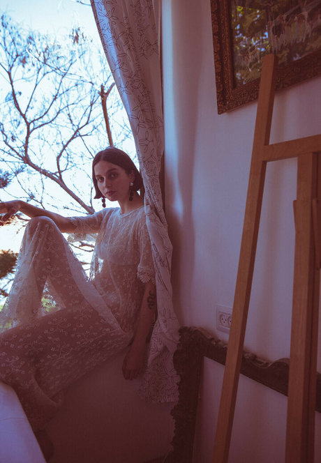 Yali Hoizzner ヌードスター 写真