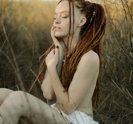 Dana And Marina Kushnir アダルトスター 写真