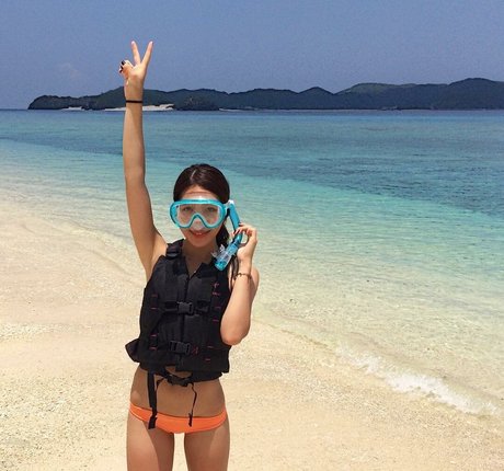 Lizwenya エロティックなスター 写真