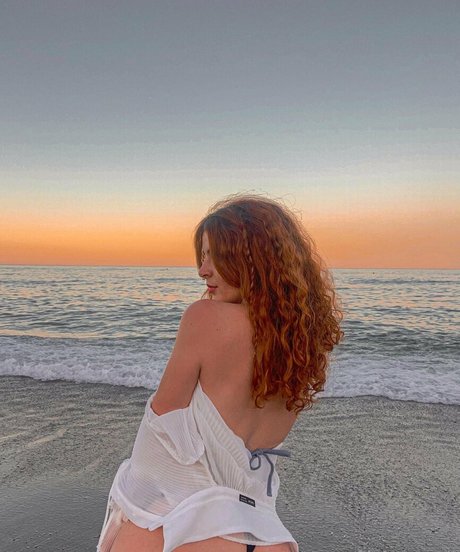 chispipika HDポルノスター 写真