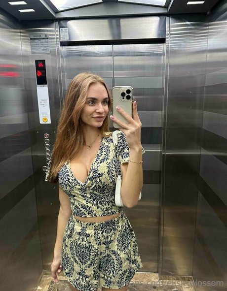 POVオンリーファン トップ 写真