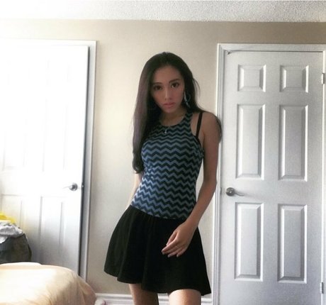 _lisahui_ xxxポルノスター 画像