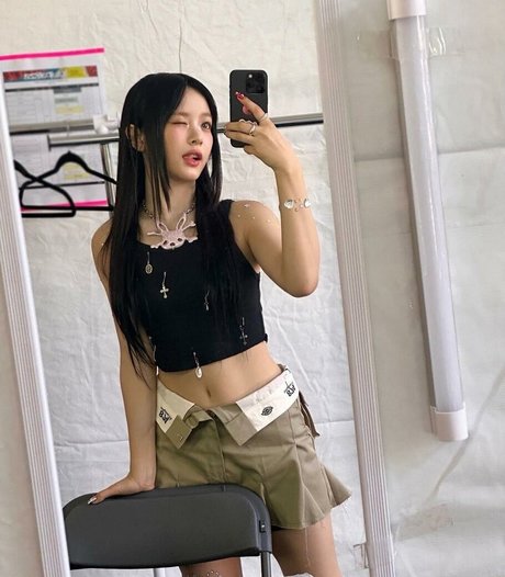 Hanni Pham 最高の女優 画像