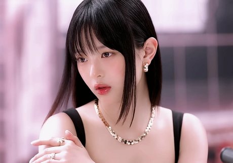 Hanni Pham ホットモデル ギャラリー