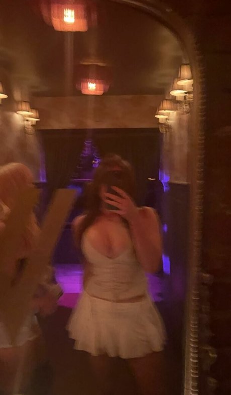 Kam Beahm 美しいスター 画像