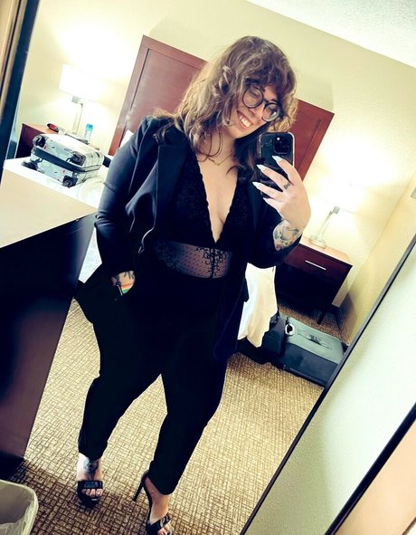 黒人ティーンオンリーファンズ 無料xxx 画像