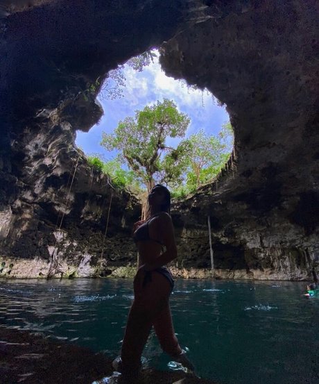 Fatima Guevara ヌードモデル 画像