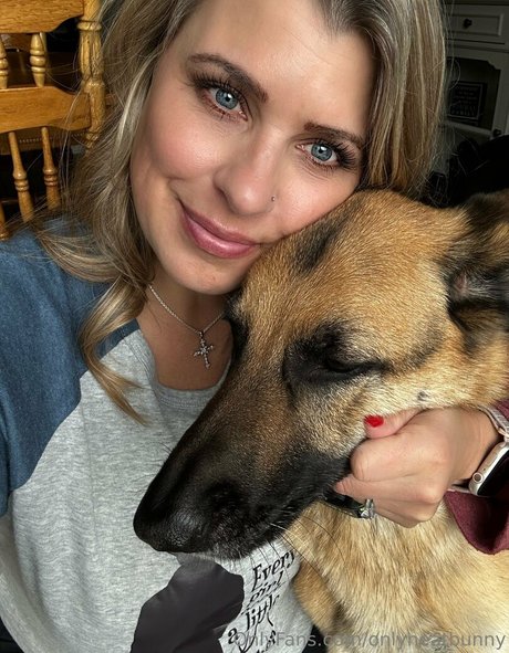 onlyneatbunny ホットなポルノスター 画像