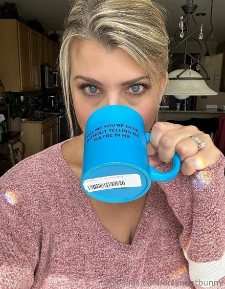 フラットオンリーファン ホットセクシー 画像