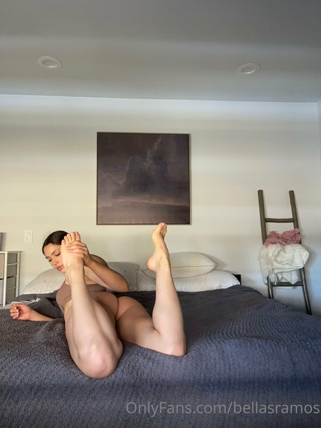 Bella Ramos ポルノスター 独占 画像