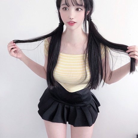 パイズリ オンリーファンズ アダルト無料 画像