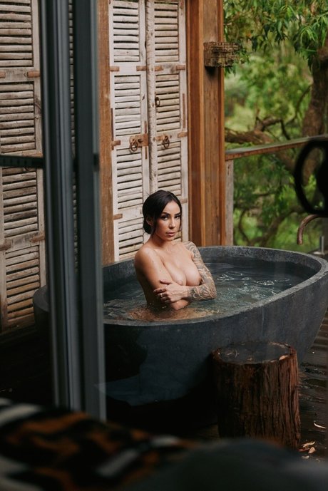 アマチュアファックオンリーファンズ 無料 画像