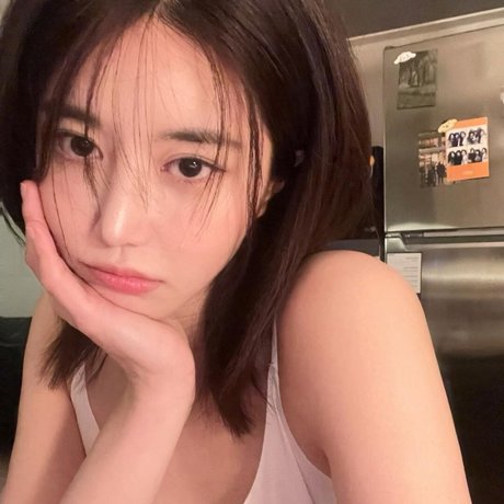 Lee Hayun_ ホットなスター 画像