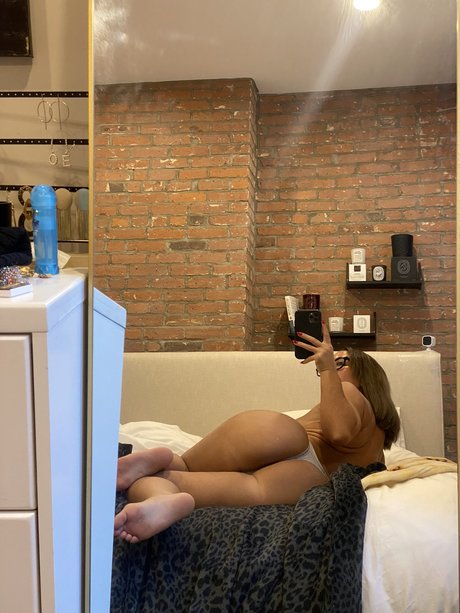 小柄な足オンリーファンズ 可愛い 写真