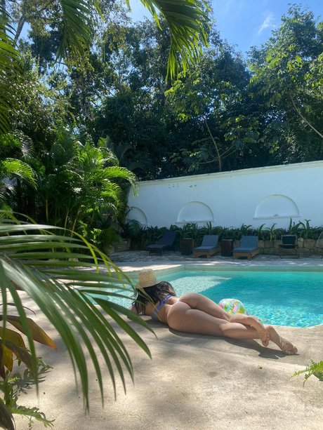 アナルを食べるオンリーファンズ えろた 写真