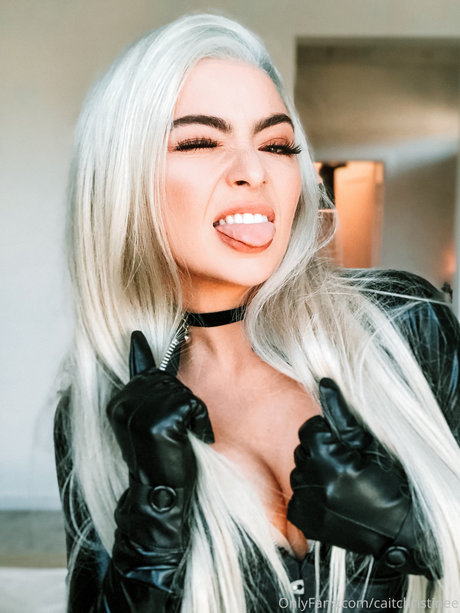 Caitlin Christine スター ヌード 写真