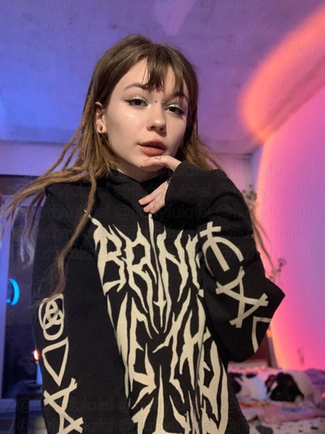 巨乳で痩せているオンリーファンズ 無料ポルノ 画像