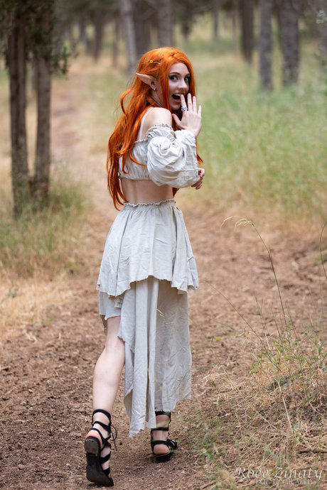 40歳のオンリーファンズ アート裸 写真