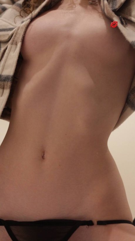 Eden Ayalon_ トップモデル 写真