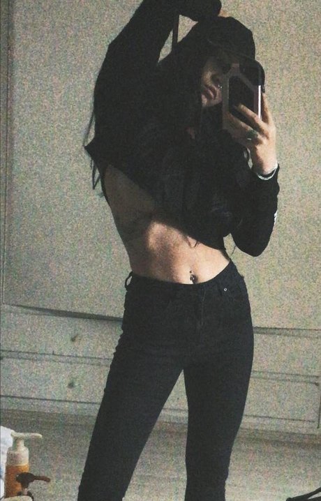 Egexbasoglu セックスモデル 写真