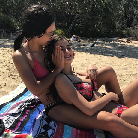 ぽっちゃりカップルオンリーファンズ 無料 画像