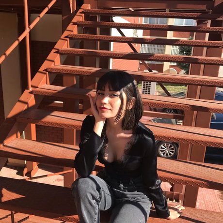 Subaronovv ヌードのポルノスター ギャラリー