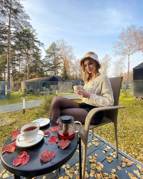 Yulia Kolmakova 美しいモデル 写真